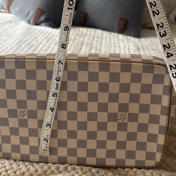 Louis Vuitton shoulder bag - Picture 11 of 12
